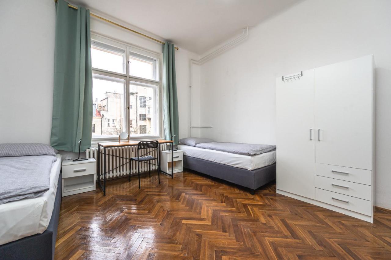 Apartments Safarikova 18 Πράγα Εξωτερικό φωτογραφία