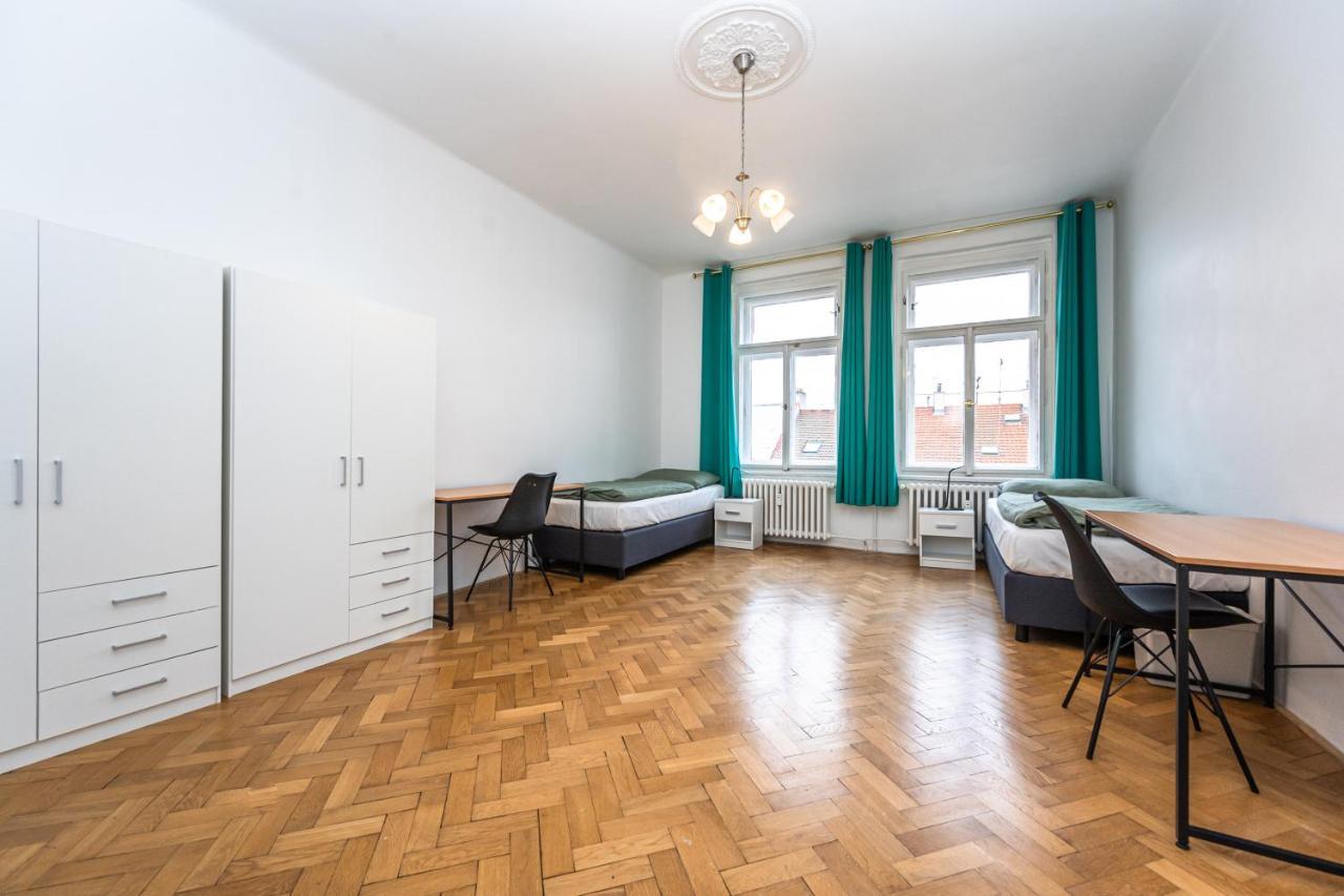 Apartments Safarikova 18 Πράγα Εξωτερικό φωτογραφία