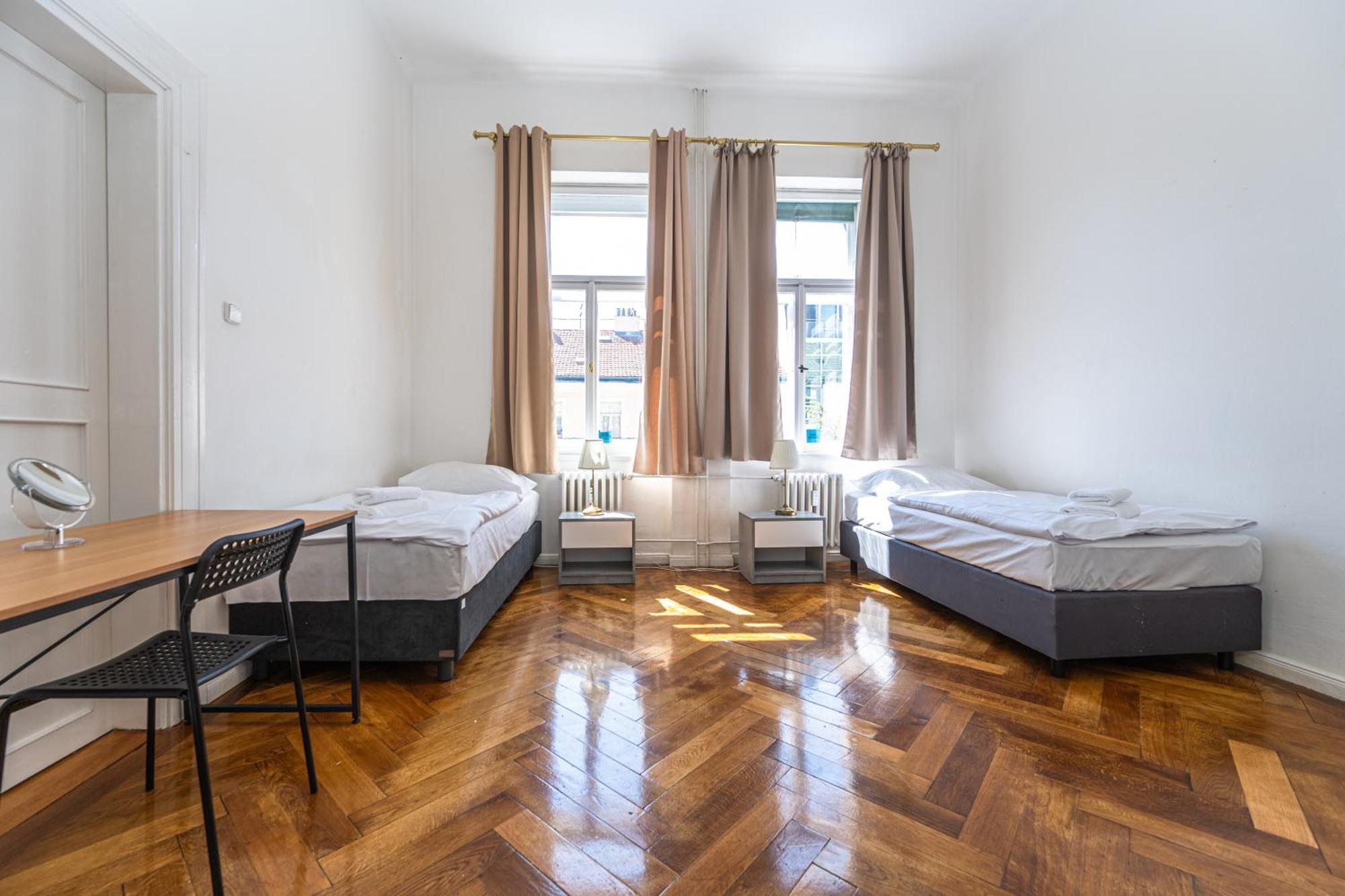 Apartments Safarikova 18 Πράγα Εξωτερικό φωτογραφία