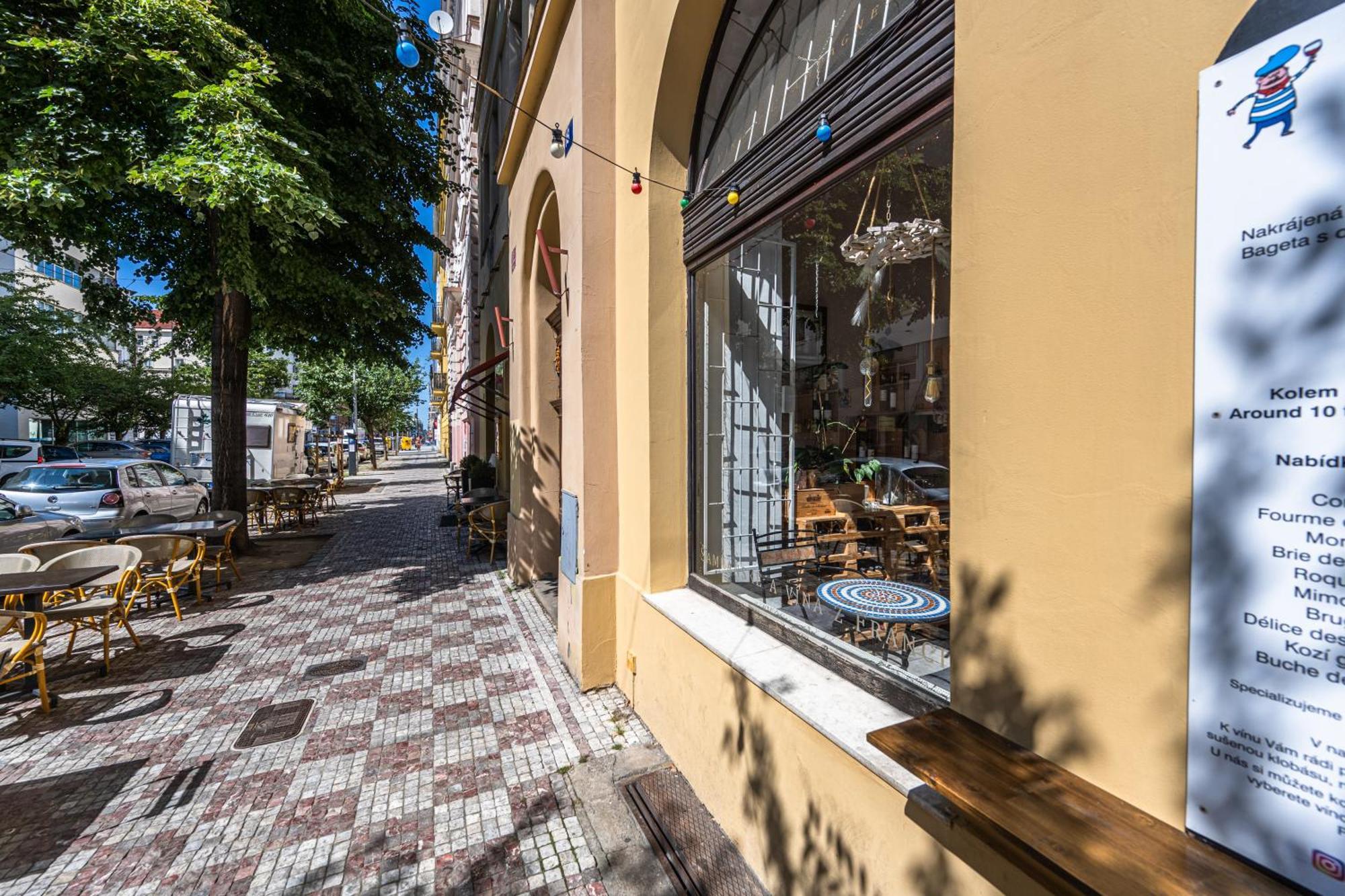 Apartments Safarikova 18 Πράγα Εξωτερικό φωτογραφία